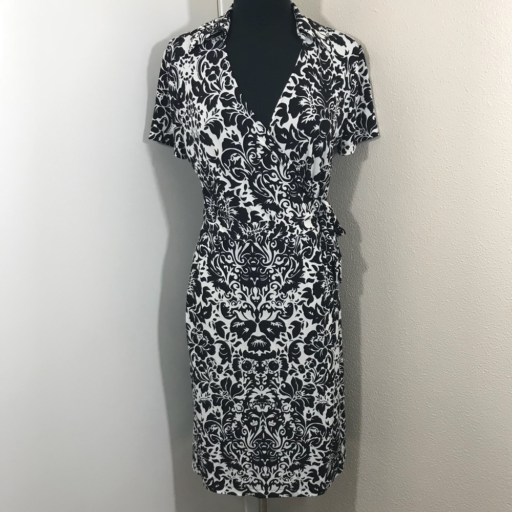 Worthington Black and White Wrap Dress. Size Med.